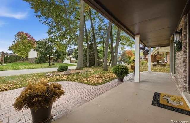 441 Pinehurst Drive Gallery 4