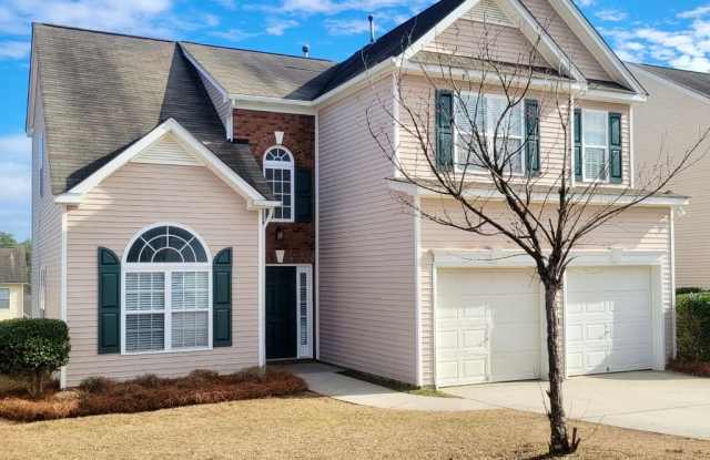 CONVIENENT IN W. COLUMBIA'S SYCAMORE RIDGE photos photos