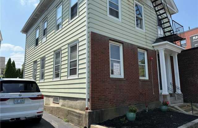 498 Broadway Avenue photos photos