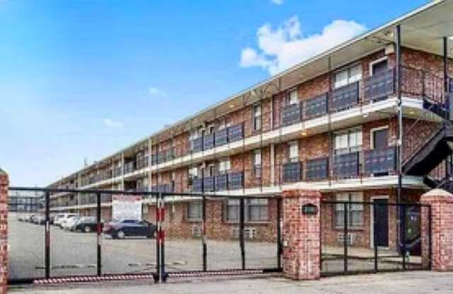 Nice 3 bedroom 2 bath apartment in near LSU Campus photos photos