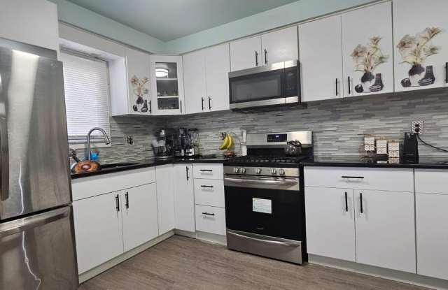 8179 Whitefield Street photos photos 8179 Whitefield Street photos photos