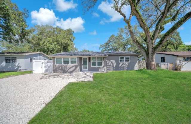 4640 SW 25th Ter photos photos