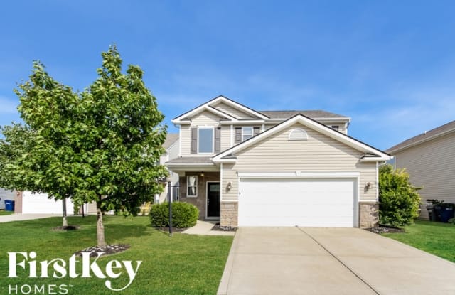 15526 Farmland Court - 15526 Farmland Ct, Noblesville, IN 46060