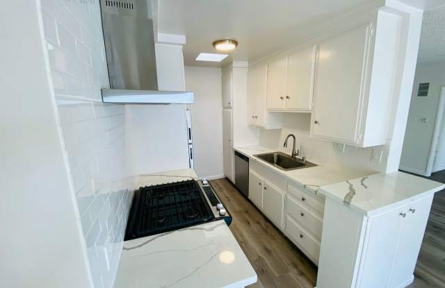 7010 Lanewood Avenue LLC photos photos