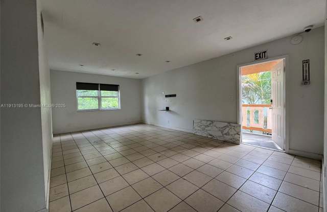 608 SW 16th Avenue 1-4, Fort Lauderdale, FL 33312 Gallery 3