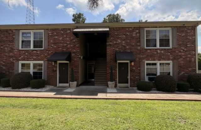 801 Eastmont Drive #102 Gallery 2