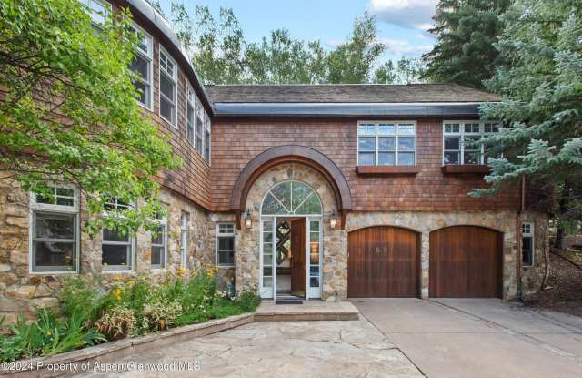 66 Alpine Court Gallery 2