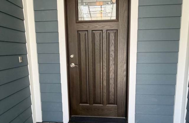3 Bed 1 Bath rambler For Rent $3,000.00/Monthly in Edmonds Gallery 4