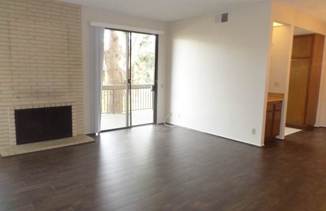 2134 Rockridge Court Gallery 3