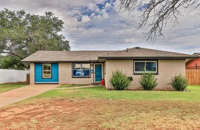 4-Bedroom, 2-Bathroom Home Gallery 1