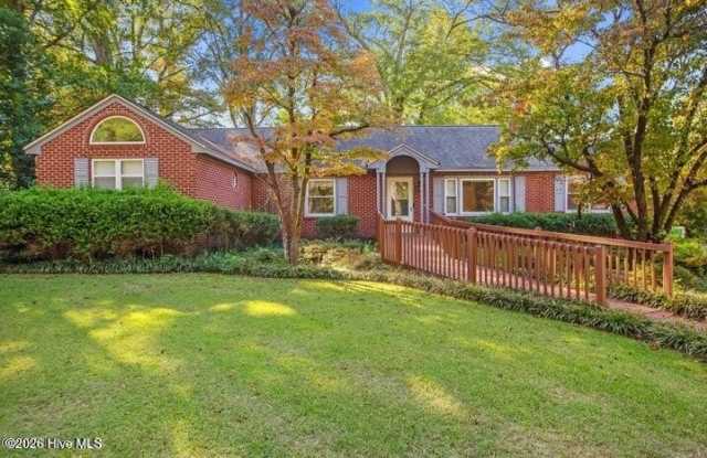 1607 Oaklawn Drive photos photos