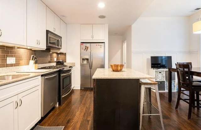 3647 North Wilton - 3 photos photos