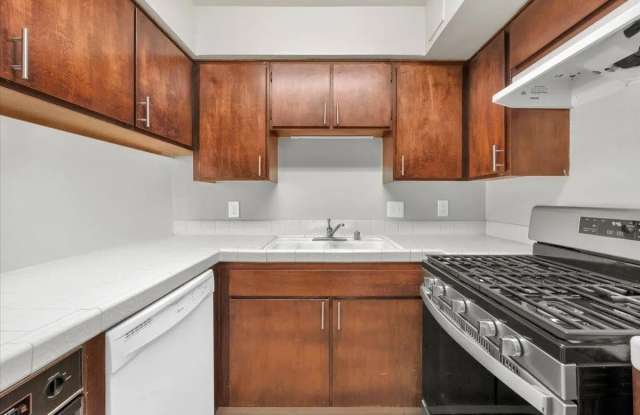 4919 N Millbrook Ave Apt 130 - 4919 North Millbrook Avenue, Fresno, CA 93726