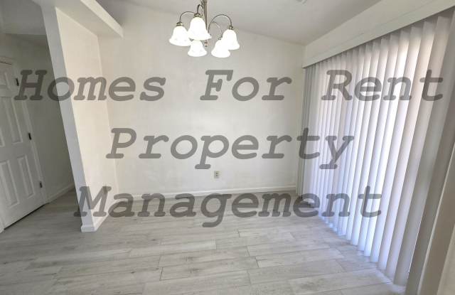 Immaculate 3 Bedroom 2 Bath Home Gallery 4