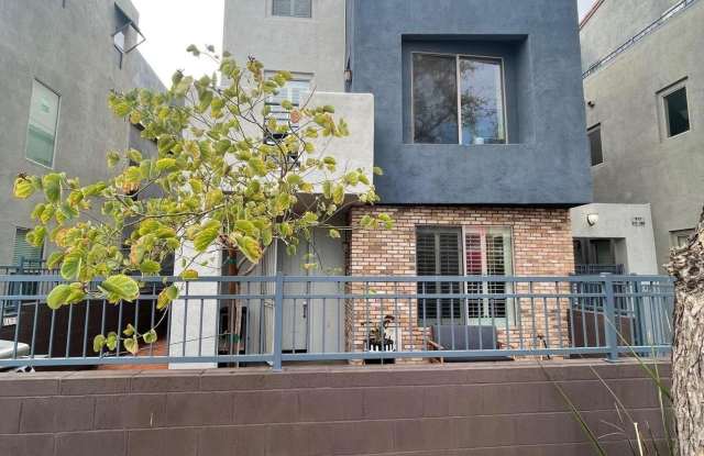 615 E Portland Street - 615 East Portland Street, Phoenix, AZ 85004