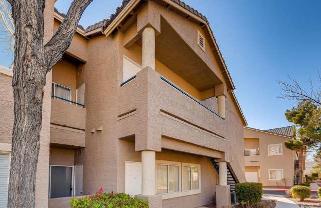 Gated Southwest Condo with 2-Car Garage & Community Pool Gallery 1
