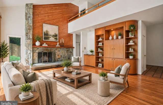 10320 GLEN Road Gallery 3