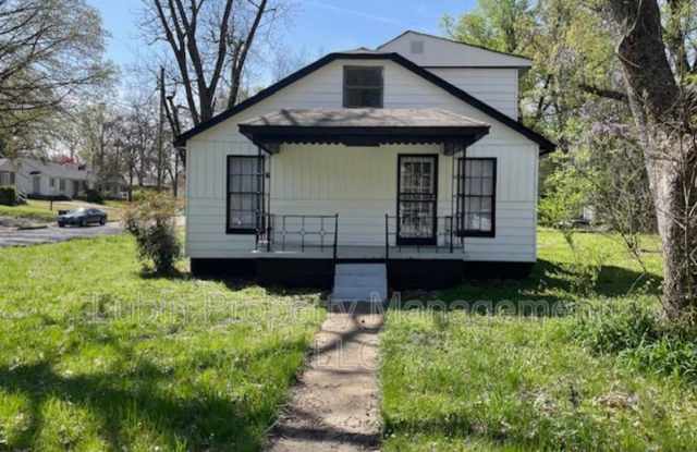 745 Marsh Ave photos photos