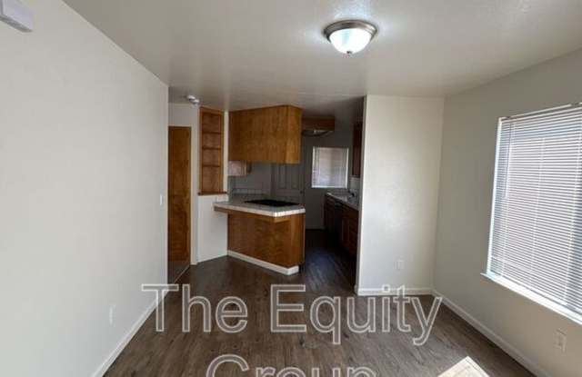 983 North Lynora Gallery 4