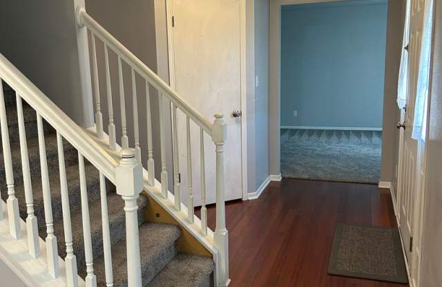 4 Bedroom Single Family Home Gallery 3
