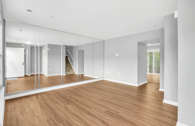 8337 Founders Woods Way Gallery 2