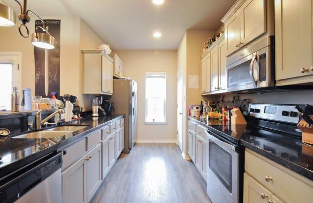 3519 Summerway Dr Gallery 3