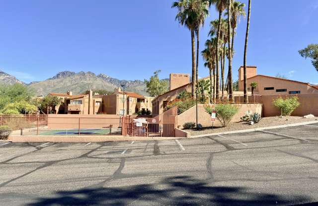 5051 North Sabino Canyon Road1147 Gallery 2