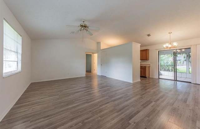 1636 20th Place SW Gallery 2