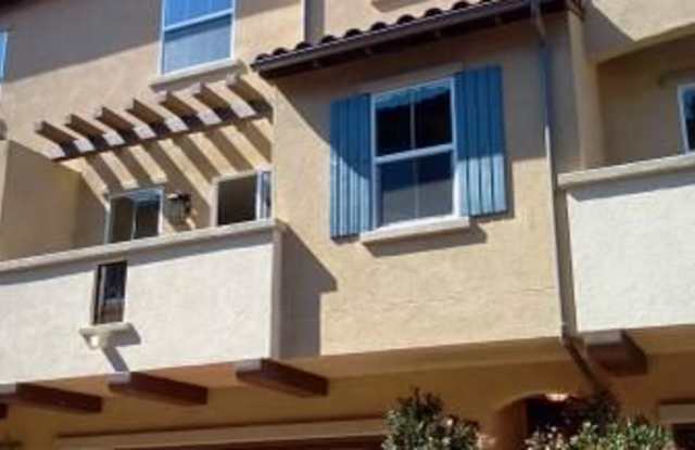 2180 Cosmo Way Gallery 2