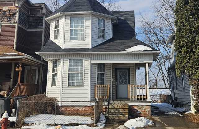 2424 Broadway St photos photos