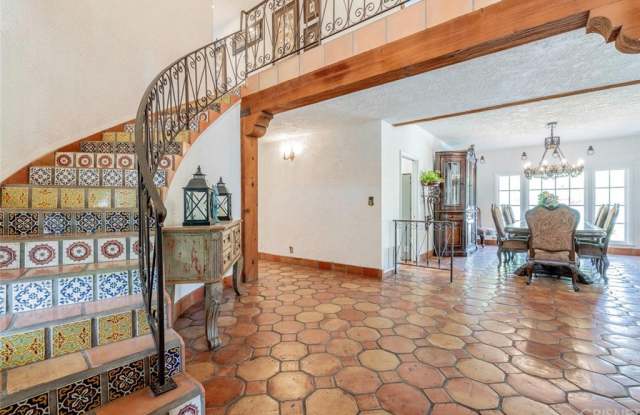 327 Bell Canyon Road Gallery 3