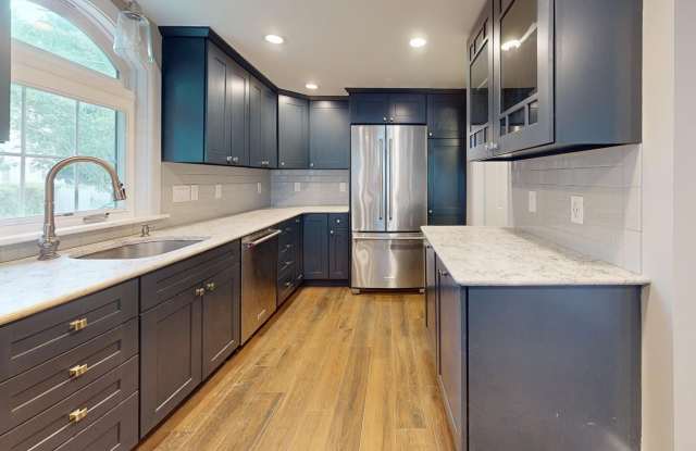 55 Brentwood Street photos photos