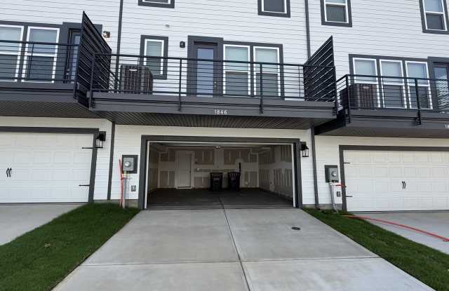 1846 Alexander Village Main Dr Gallery 3