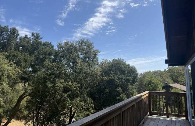 628 Canyon Road Gallery 2