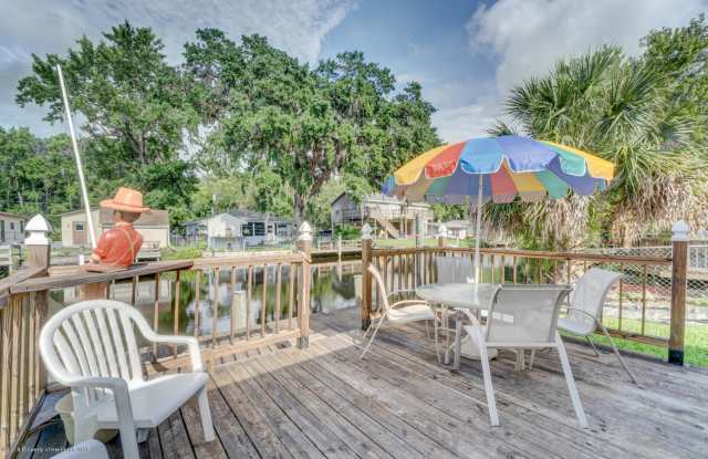 7254 Aberdeen Court - 7254 Aberdeen Court, Weeki Wachee Gardens, FL 34607