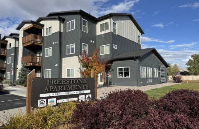 2173 W Harrison St photos photos