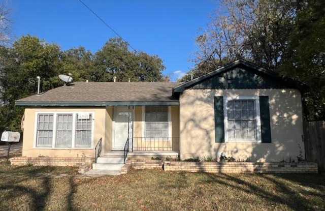 3717 N.26th St. photos photos