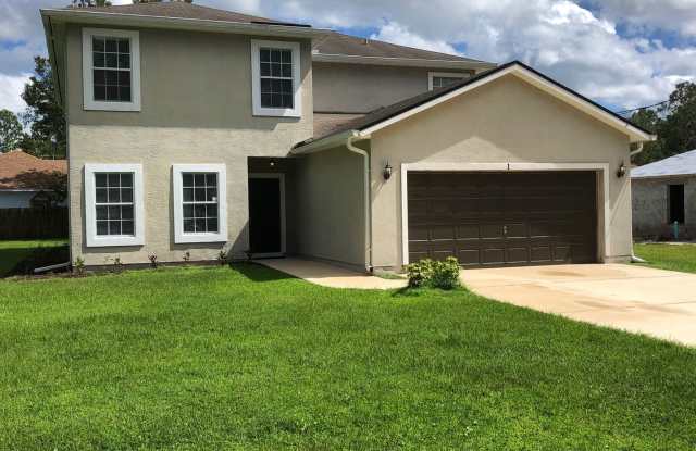 Large 5 Bedroom, 3 Bathroom Single Family Home photos photos