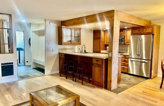 For Rent: Updated 1 Bed, 1 Bath Unit in Sunshine Village, Mammoth Lakes, CA photos photos