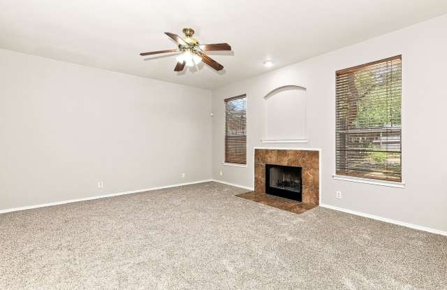 13506 TOPAZ LK Gallery 4