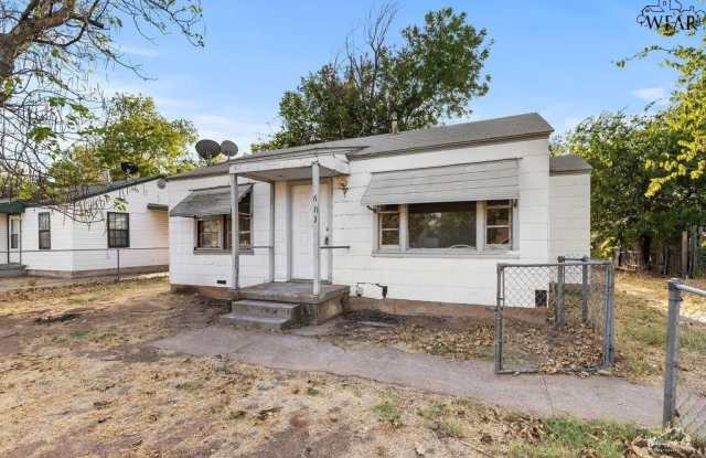 1613 HAWES AVENUE Gallery 1