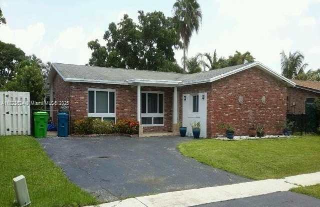 12381 NW 29th Mnr photos photos