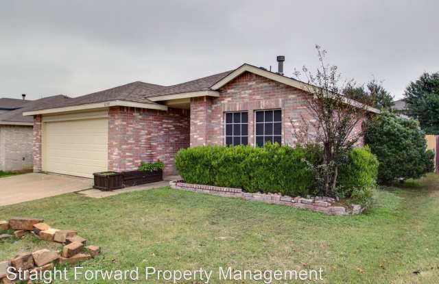 8729 Hunters Trail Gallery 2