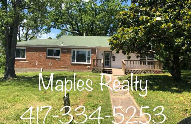 605 S 6th Street - 605 South 6th Street, Branson, MO 65616
