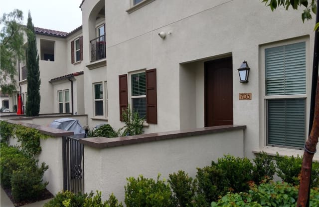 705 Trailblaze - 705 Trailblaze, Irvine, CA 92618