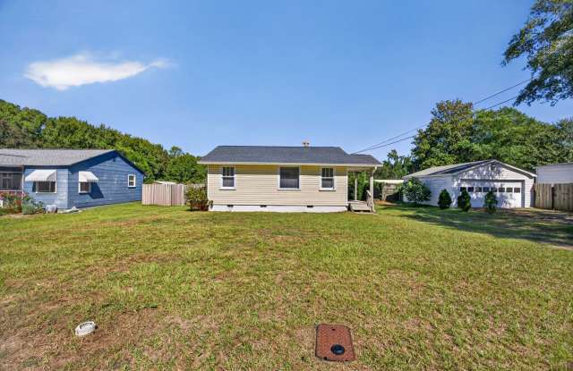 AVAILABLE NOW | FRESHLY UPDATED | MOVE-IN READY! Gallery 3
