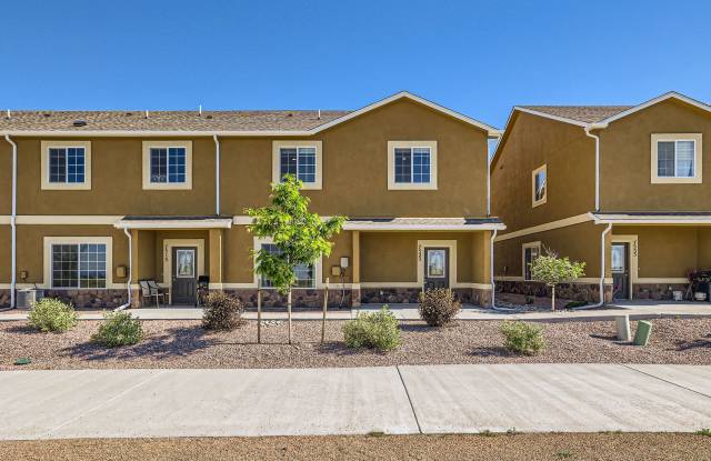 3 bedroom townhome on north side, attached 2-car garage photos photos