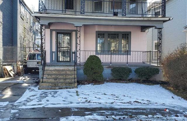 153 Goulding Avenue - lower - 153 Goulding Avenue, Buffalo, NY 14208