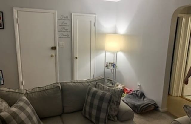263-03 74 Ave Gallery 2