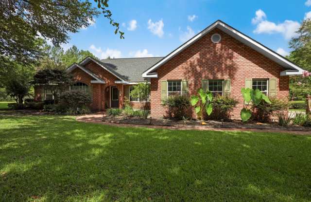3 Bed, 3 Bath Plus Office Home for Rent!! photos photos
